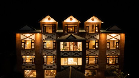 The Montreal, Srinagar
